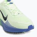 Běžecké boty Nike Vomero 18 volt tint/black spruce 7
