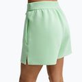Dámské tréninkové šortky Nike 24.7 ImpossiblySoft cucumber calm/illusion green 5