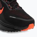 Pánské běžecké boty Nike Vomero 18 black/university red/bright crimson 7