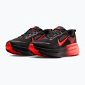 Pánské běžecké boty Nike Vomero 18 black/university red/bright crimson 3