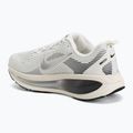 Dámské běžecké boty Nike Vomero 18 summit white/sail/metallic silver 3