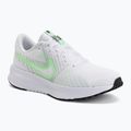 Dámské běžecké boty Nike Run Defy white/cucumber calm/black/illusion green