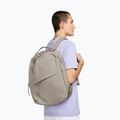 Městský batoh Nike Aura 24 l cream ii/cream ii/metallic silver brl 7