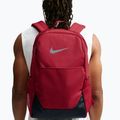 Batoh Nike Brasilia 24 l tough red/black/reflect silver 11