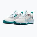 Boty Nike Omni Multi-Court off white/energy/glacier blue 11