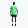 Pánské běžecké tričko Nike Stride green spark 3