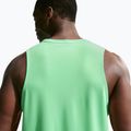 Pánské běžecké tričko Nike Miler illusion green 6