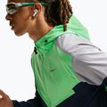 Pánská běžecká bunda Nike Impossibly Light Windrunner midnight navy/illusion green/wolf grey 6