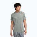 Pánské běžecké tričko Nike Stride grey fog