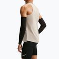 Pánské běžecké tričko Nike Stride cream Ii/sail 6