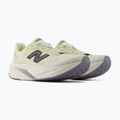 Dámské běžecké boty New Balance FuelCell Rebel V5 pistachio butter/sea salt 4