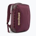 Turistický batoh Patagonia Black Hole Micro MLC 22 l berry fig