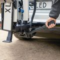 Nosič XLC Azura Xtra LED 2Bikes stříbrný/černý 9