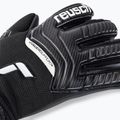 Brankářské rukavice Reusch Attrakt Infinity Finger Support černé 5270720-7700 3