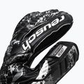 Reusch Attrakt Resist brankářské rukavice černé 5370615-7700 3