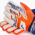 Brankářské rukavice Reusch Attrakt Starter Solid shocking orange/energize blue 4