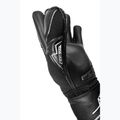 Brankářské rukavice Reusch Attrakt Freegel Infinity Finger Support 5670730-7700 black 5