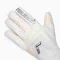 Brankářské rukavice Reusch Attrakt Gold X Strapless white/silver 4