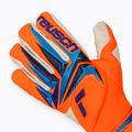 Brankářské rukavice Reusch Attrakt SpeedBump Guardian shocking orange/blue 4