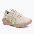 Dámské běžecké boty ASICS Novablast 5 TR nature bathing/guava