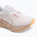 Dámské běžecké boty  ASICS Novablast 5 white/fawn 7