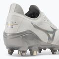 Kopačky Mizuno Morelia Neo III Beta JMP white/hologram/cool gray 3c 9