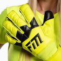 Brankářské rukavice Football Masters Invictus X yellow fluo 5