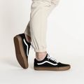 Boty Vans UA Old Skool black/medium gum 2