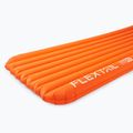 Nafukovací matrace Flextail Zero R05 Regular orange 4