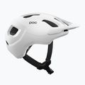 Cyklistická přilba POC Axion hydrogen white matt 3
