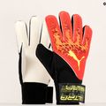 Brankářské rukavice PUMA Ultra Grip 4 RC oranžový 04181702 7