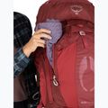 Dámský trekový  batoh Osprey Aura AG 65 l M-L berry sorbet red 10