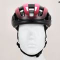 Cyklistická přilba POC Omne Lite fluorescent pink/uranium black 9