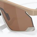 Sluneční brýle Oakley Bxtr Patrick Mahomes II matte terrain tan/prizm tungsten 9