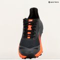 Pánské běžecké boty The North Face Vectiv Infinite 2 asphalt grey/vivid flam 9