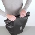 Brašny na nosič Thule Shield Pannier 13L modré 3204206 5