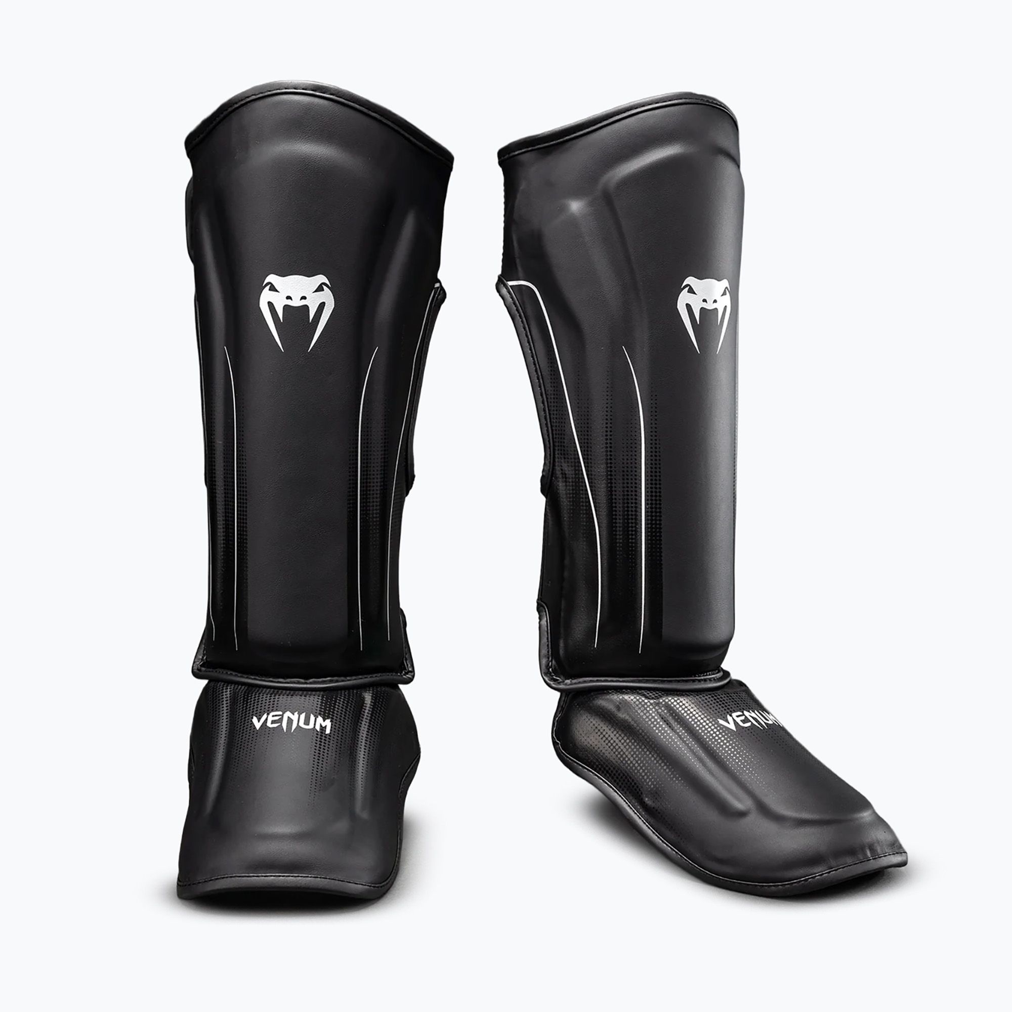 Chrániče holení a chodidel Venum Stealth Shin black/white (VENUM-06266 ...