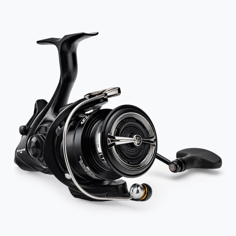 Kaprový naviják Daiwa Black Widow BR černý 10149-400