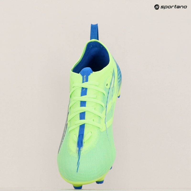 Dětské kopačky  PUMA Ultra 5 Pro FG/AG Jr fizzy apple/puma white 15