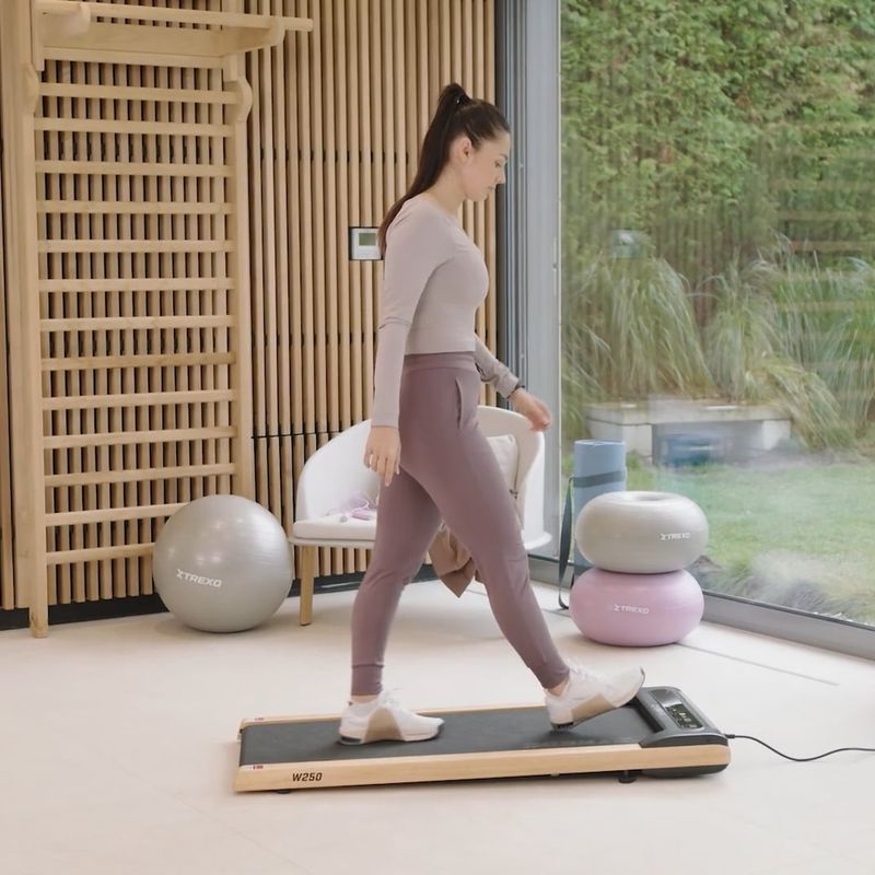 Elektrický běžecký pás XTREXO TXO-W250 Walking Pad black/brown 20