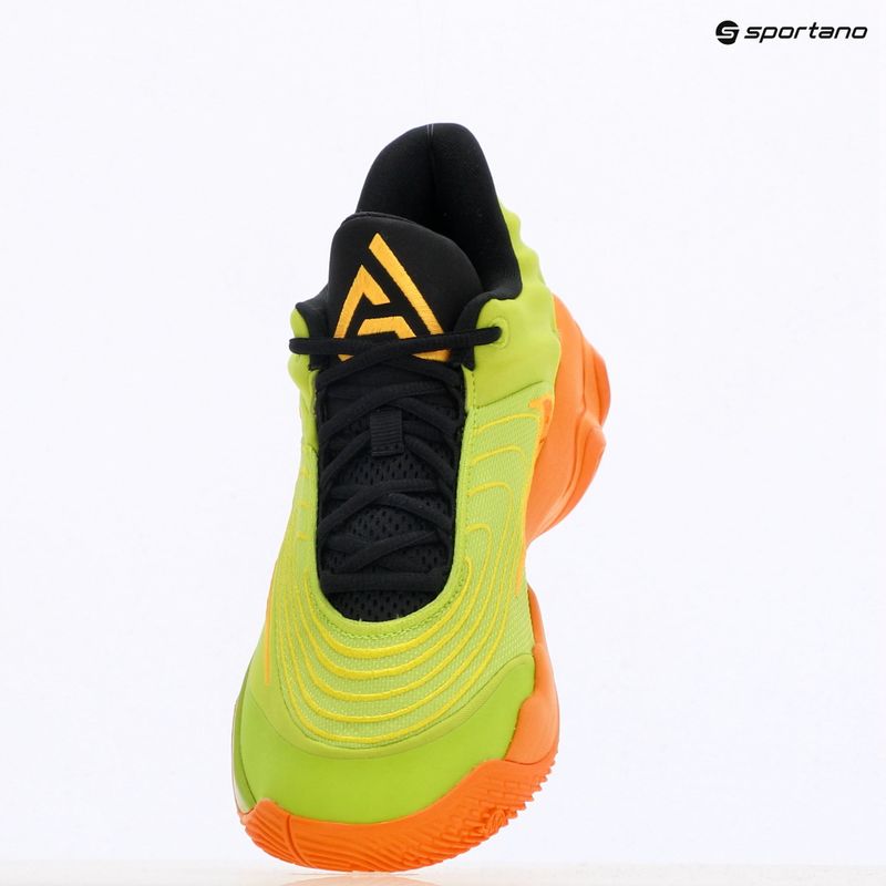Basketbalové boty Nike Giannis Immortality 4 cyber / sundial / lightning / bright mandarin  9