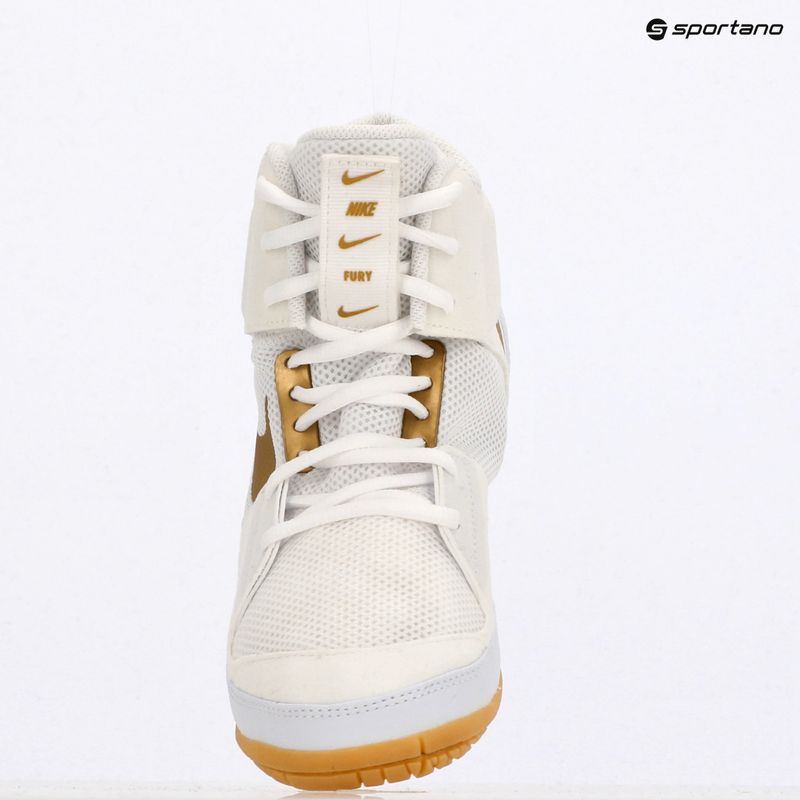 Zápasnické boty Nike Fury white/metallic gold 9