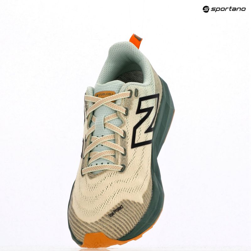 Dámské běžecké boty   New Balance FuelCell Venym calcium 14