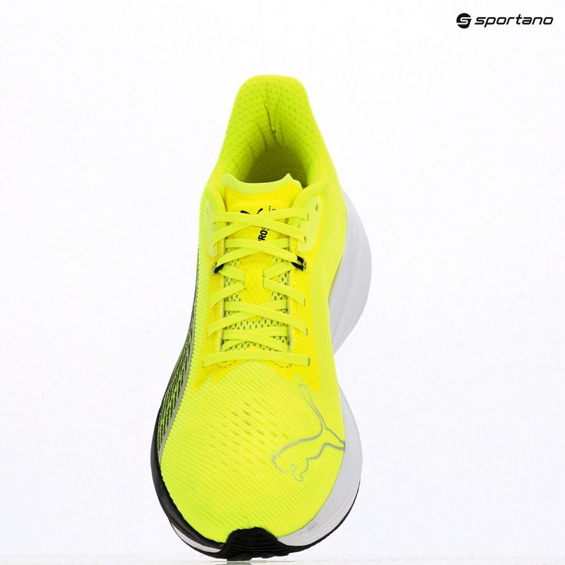 Běžecké boty PUMA Darter Pro yellow alert/puma black 11