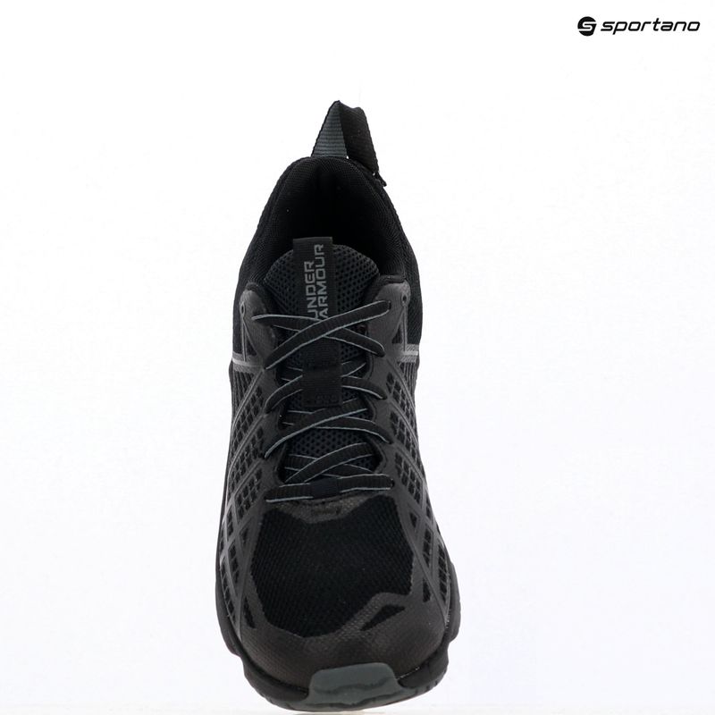 Dámské boty Under Armour MG Strikefast black/black/pitch gray 15