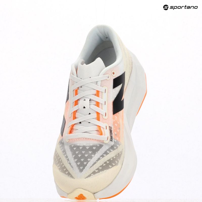 Pánské běžecké boty New Balance FuelCell Rebel v4 white 9