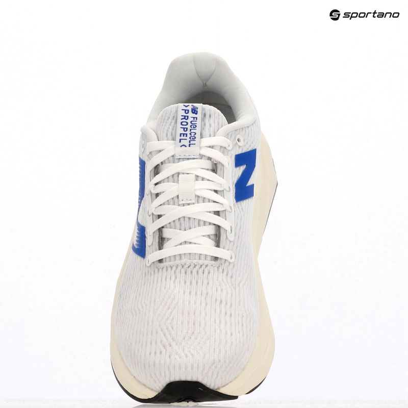 Pánské běžecké boty New Balance FuelCell Propel v5 white 9