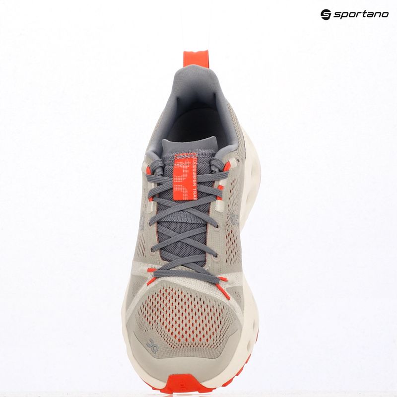 Dámské běžecké boty On Cloudsurfer Trail running fossil/ivory 9