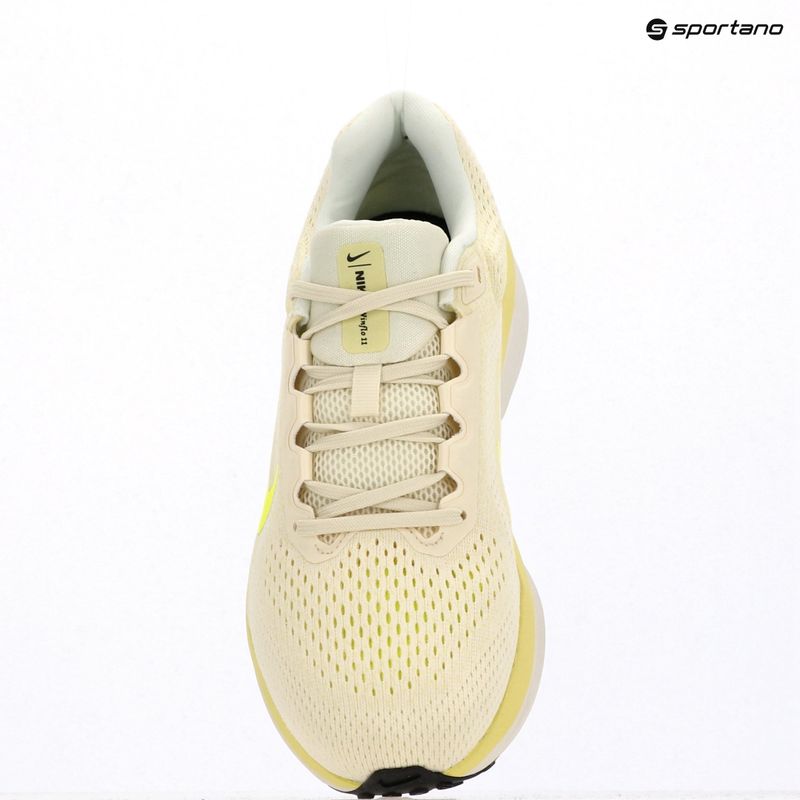 Pánské běžecké boty Nike Winflo 11 coconut milk/neon yellow/light zitron/volt 15