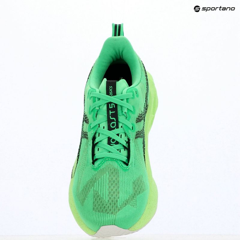 Pánské běžecké boty ASICS Novablast 5 vital green/black 17